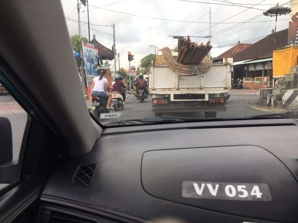 bali_trafficlight_oct2016