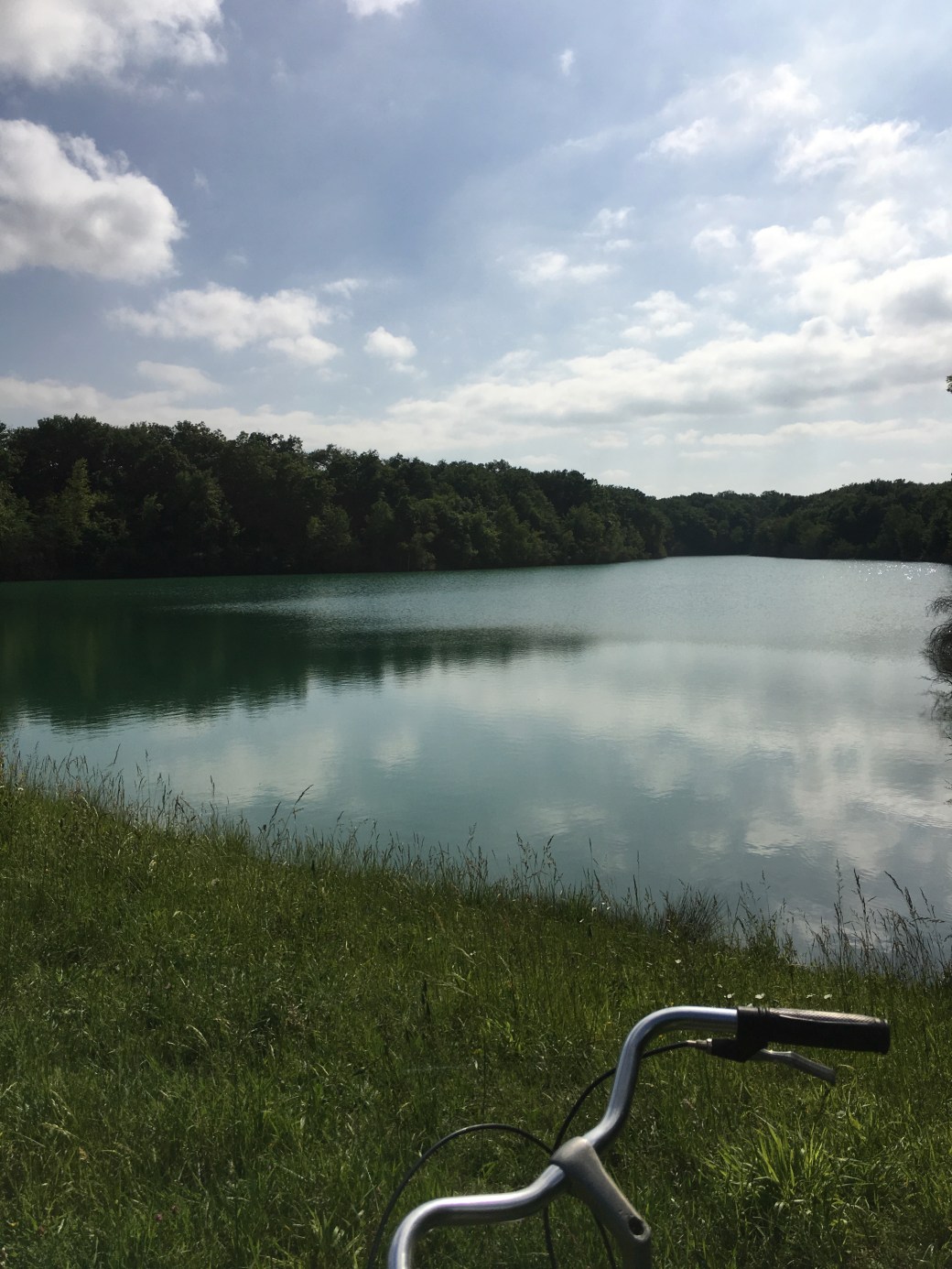 fr3_bicyclelake.jpg